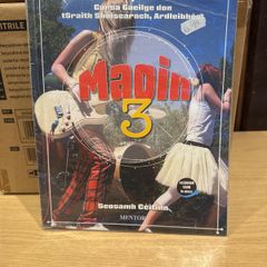 Maoin 3 - irish book