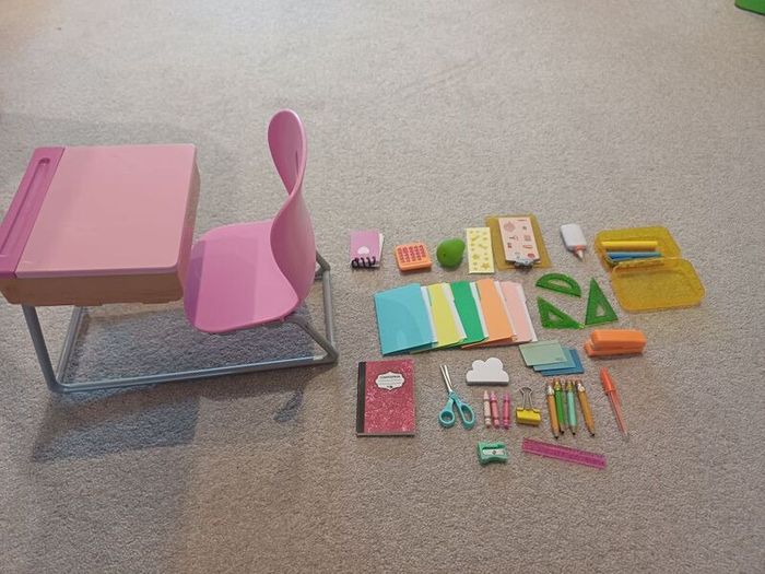 Our generation student desk set