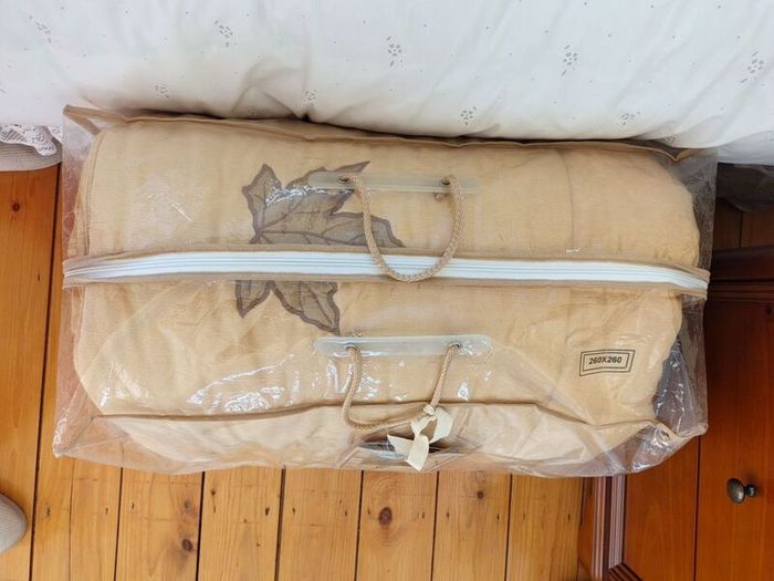 Luxury Heavy Quilted Double Bedspread Set