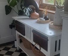 Sideboard/Console
