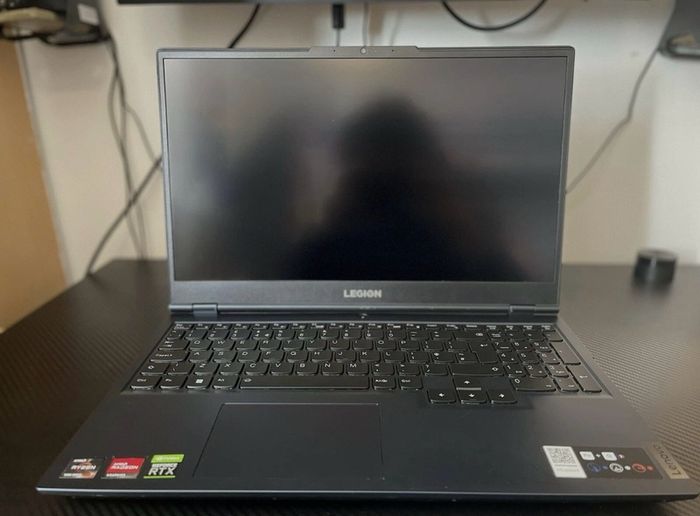 Lenovo Legion 5 ( Ryzen 7, rtx 3060 , 16 ram )