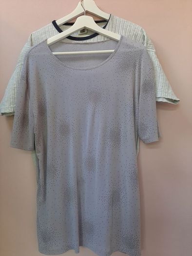 2 short sleeves tops