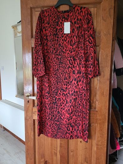 Ladies Red and Black ZARA Dress Size L NEW