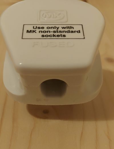 Pack of 3 x T-Bar Uk/Irish plug Connector Type