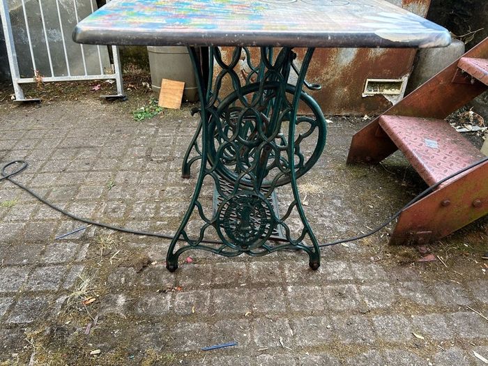 Singer Cast Iron Table