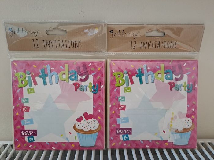 2 packs of Birthday Invitations