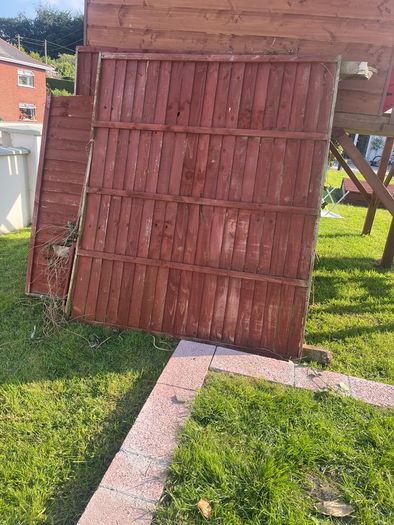 4 panel fences