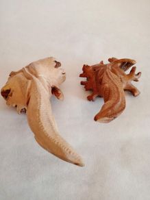 Hand Crafted Wooden Lizards x 2