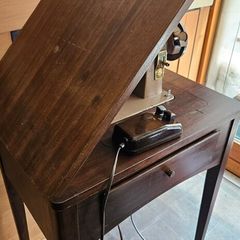Singer 185K Antique Sewing Machine with Table