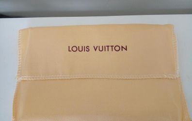 LV dust bag new