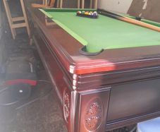 Pool table