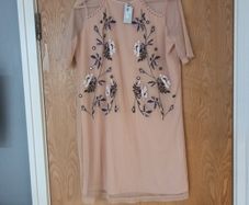 River  Island  Dress.    S.14    B.N.W.T.