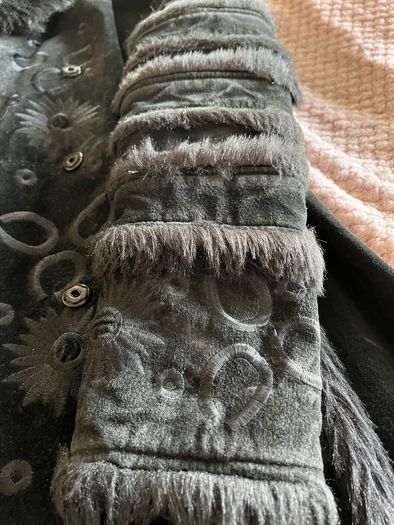 Vintage black embellished long leather coat / black suede long jacket / 90s suede coat / black suede leather coat