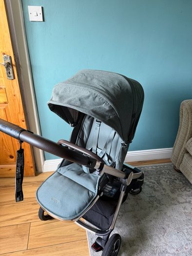 mama & papas pushchair carrycot car seat