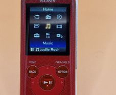 Sony MP3 Walkman NWZ E384 8GB Red Music Player