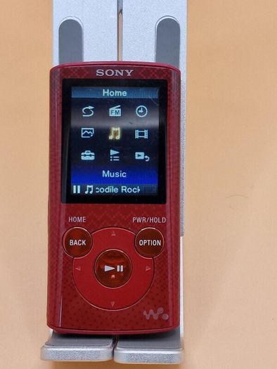Sony MP3 Walkman NWZ E384 8GB Red Music Player