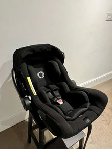 Bugaboo Turtle Air by Nuna and Isofix - Black