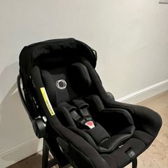 Bugaboo Turtle Air by Nuna and Isofix - Black