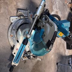 Makita chopsaw DLS211ZU