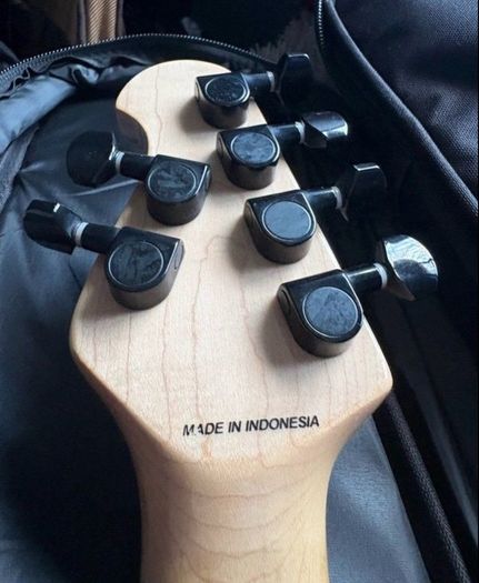 electric guitar Sterling music man Axis