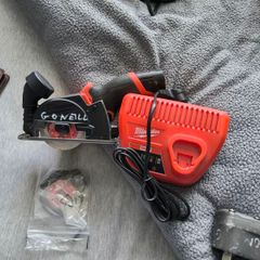 Milwaukee M12 tile cutter