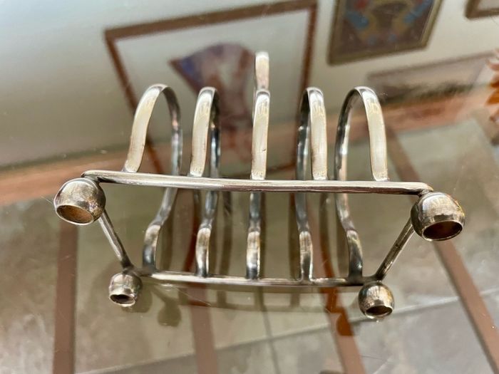 Antique Art Deco Silver Plated Toast Rack Made in England 4 Slice Rack Letter Rack Organiser Ball Feet