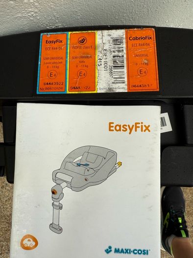 maxi cosi easi fix base