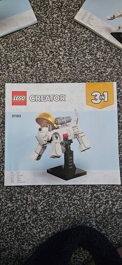 LEGO Creator 3 in 1 Astronaut