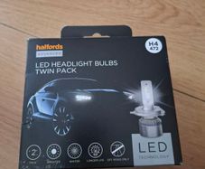 Halfords Advanced LEDr H4 472 Headlight Twin Pack