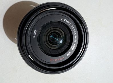 Panasonic Lumix G Vario 14-45mm f/3.5-5.6 ASPH Mega O.I.S.