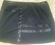 Black mini skirt with leather inserts Yessica C&A size UK16 EUR44 Postage included
