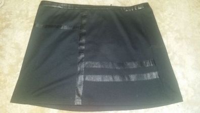 Black mini skirt with leather inserts Yessica C&A size UK16 EUR44 Postage included