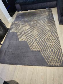 Grey rug