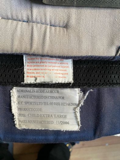 Riding body protector