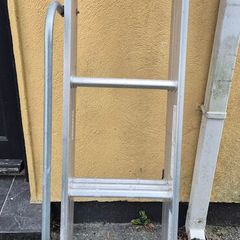 Attic ladder