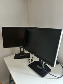 2 Dell monitors with docking station