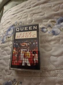 Queen Live Magic Cassette