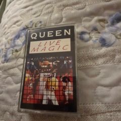 Queen Live Magic Cassette