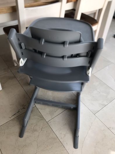 Grey stokke high chair