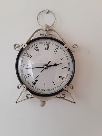 retro clock