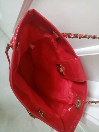 Ladies stylish shoulder bag