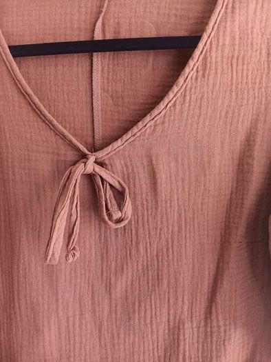 Cotton Blouse with front tie.
