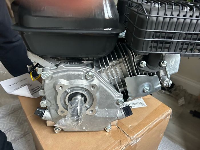 7.5HP 212cc Gasoline Engine, 4-Stroke 4KW Air-cooled Hand-pulled Motor 3600RPM New 20mm shaft