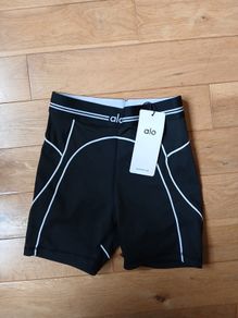 Alo yoga shorts