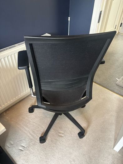 Black Ergonomic Mesh Office Chair