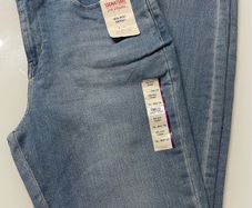 NEW: Womens Levi's Classic Skinny Jeans (W32 L32)