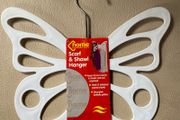 Scarf and shawl hanger