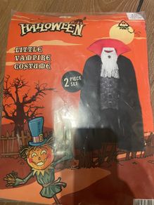 Vampire costume 8-10 y Brand New