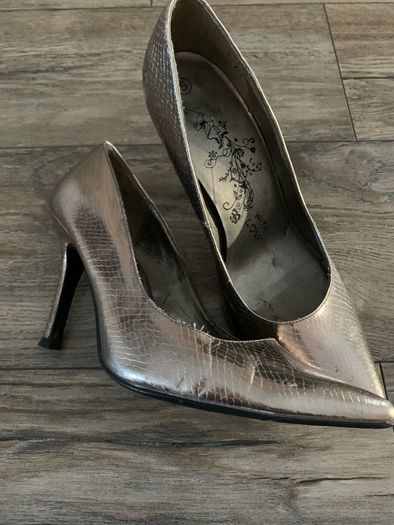 silver heel