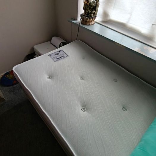 Single bed